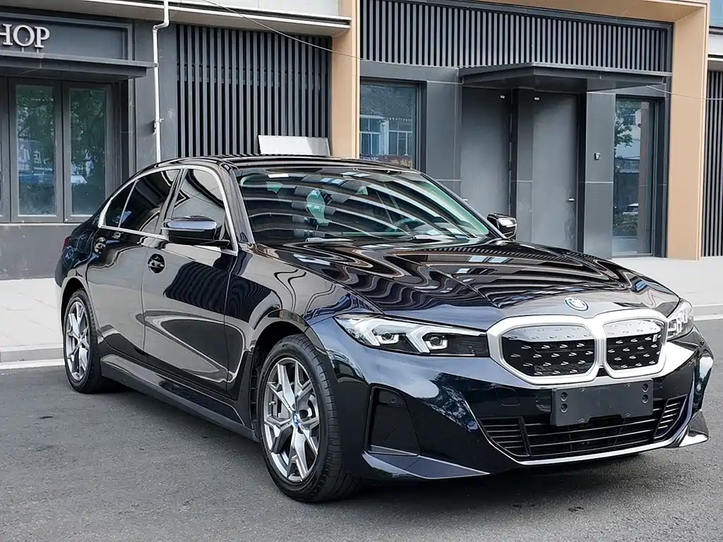 BMW i3 — миниатюра 10