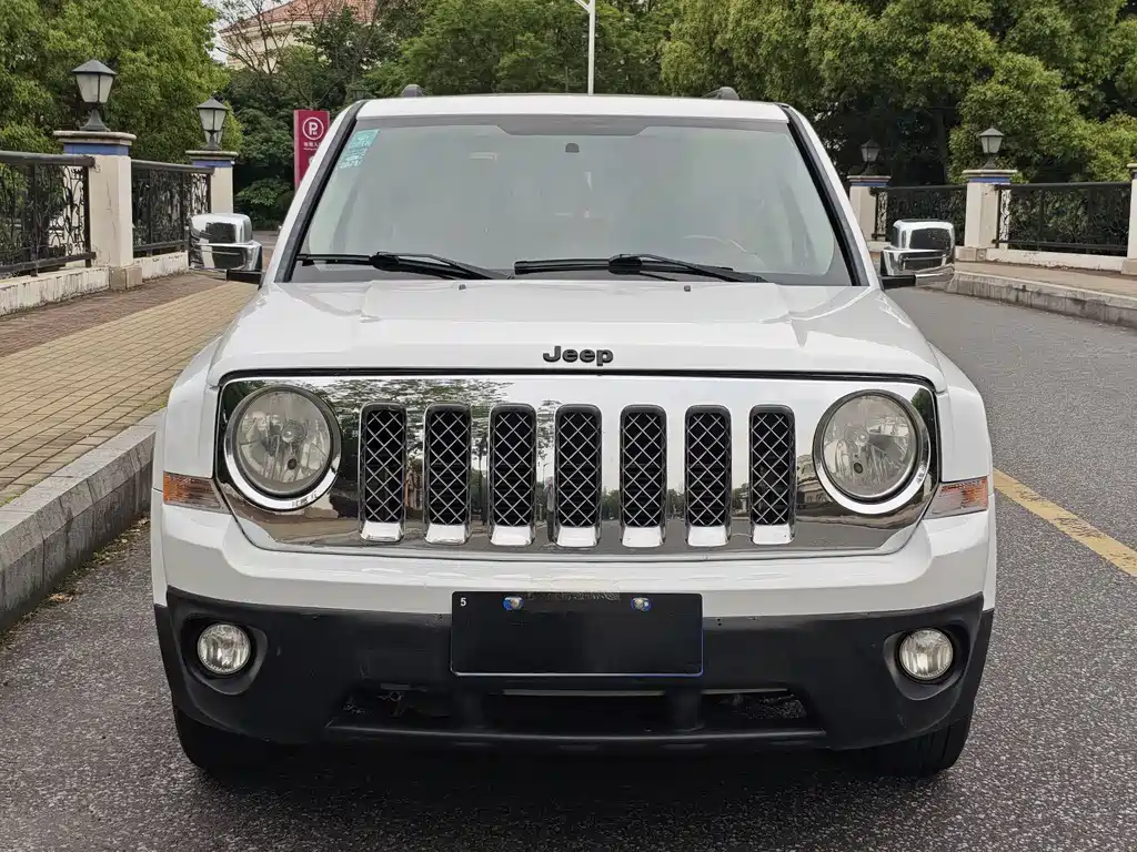 Jeep Patriot — миниатюра 2