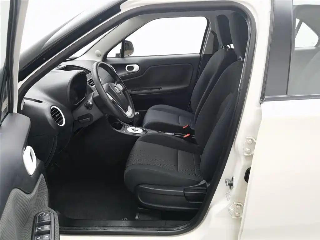 MG 3 2013 1.3L AMT Comfort