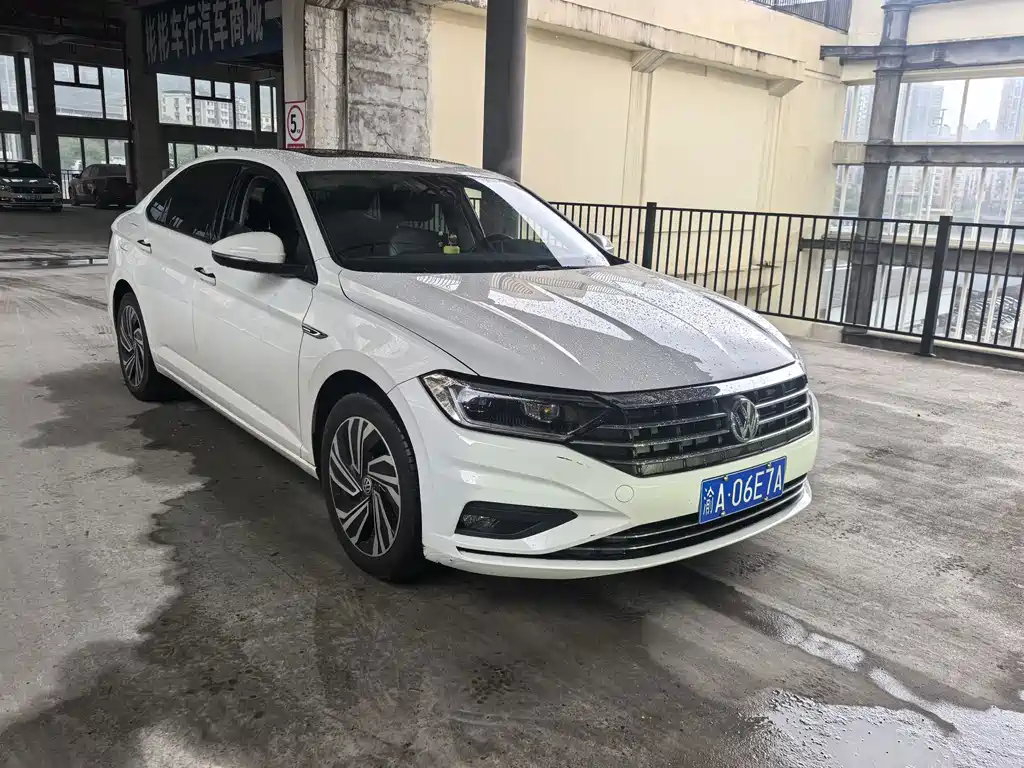 Volkswagen Sagitar — миниатюра 3