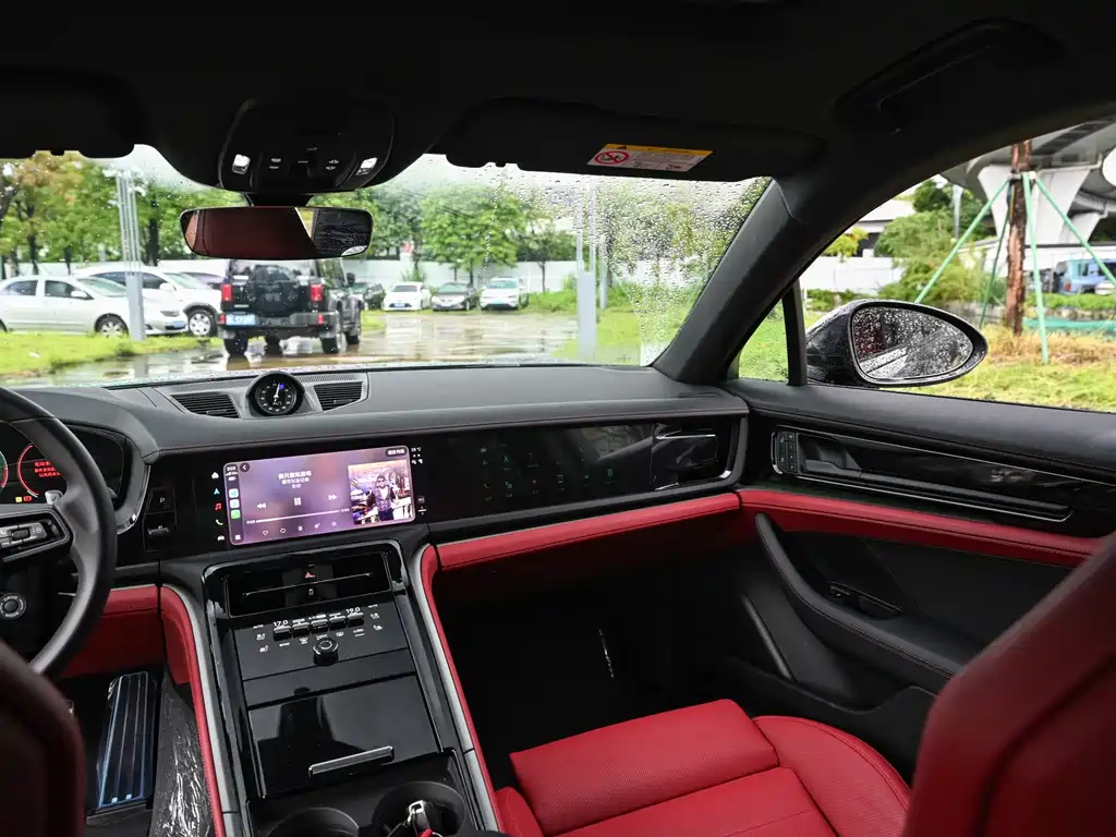 Porsche Panamera — миниатюра 18