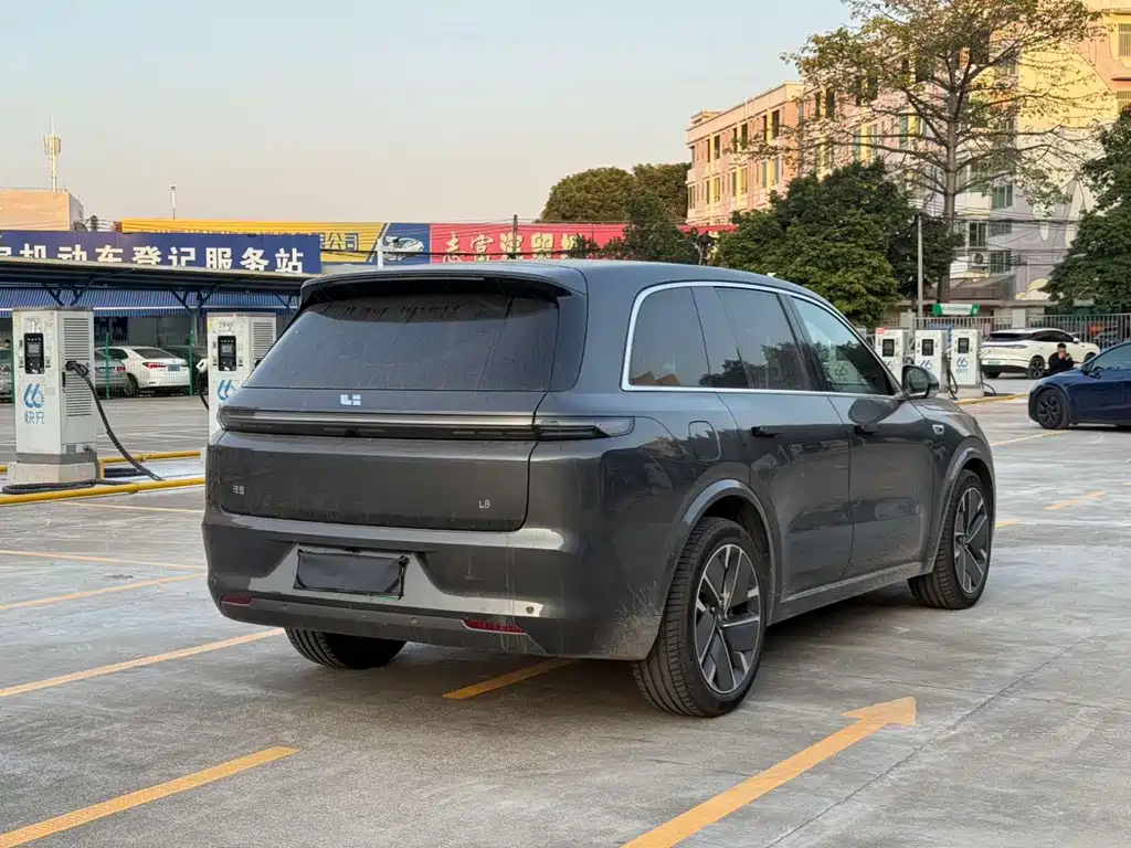 Li Auto IDEAL L8