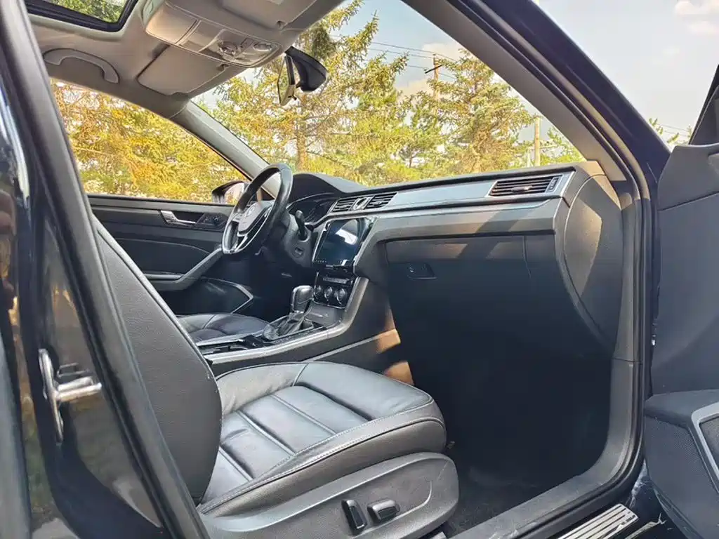 Volkswagen Passat — миниатюра 13