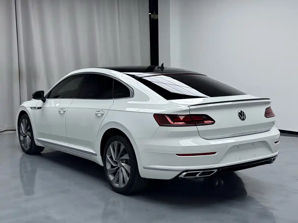 Volkswagen CC — миниатюра 8