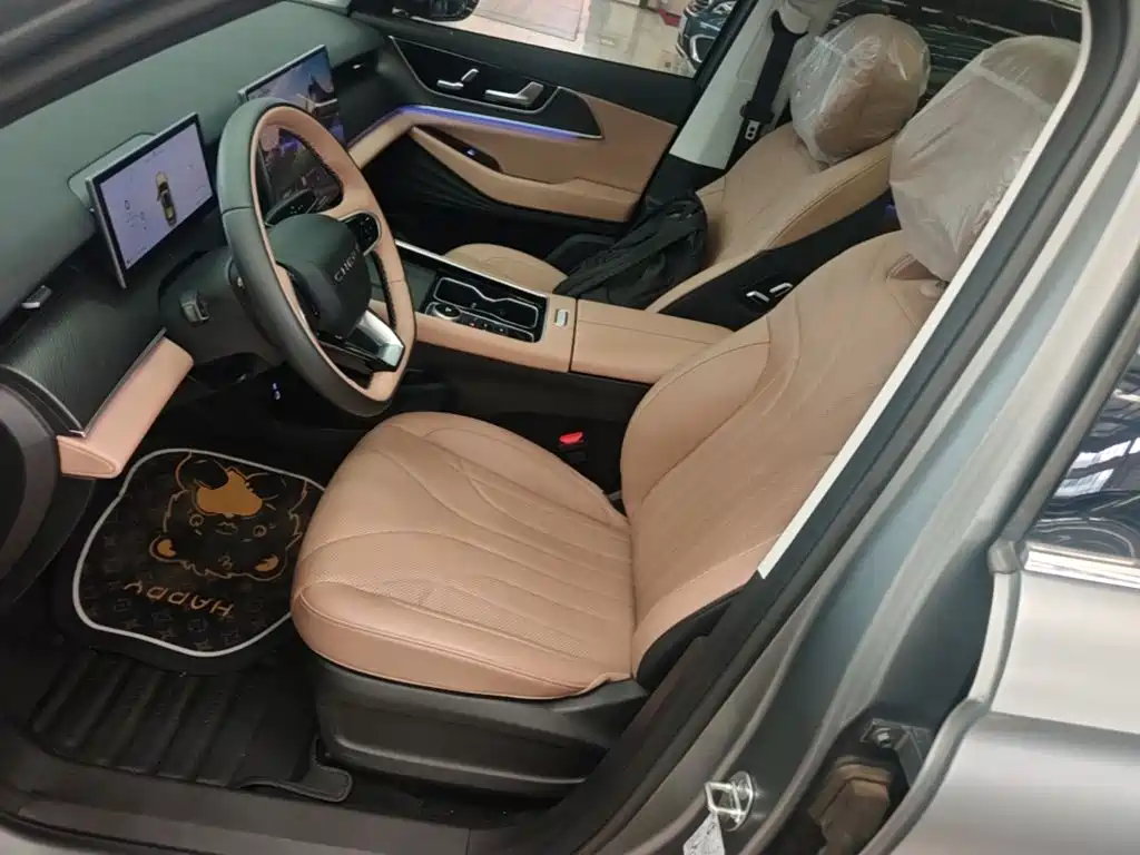 Chery Tiggo 8L — миниатюра 11