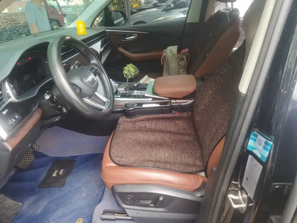 Audi Q7 — миниатюра 11