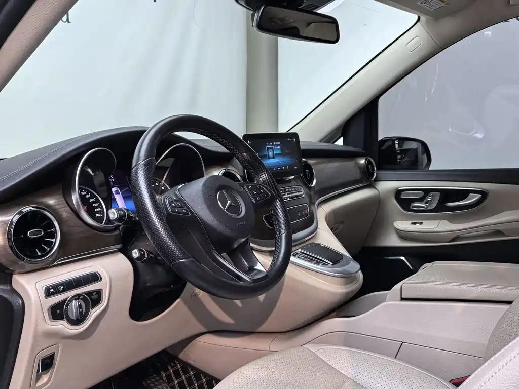 Mercedes-Benz V-Class V 2020 V 260 L Luxury