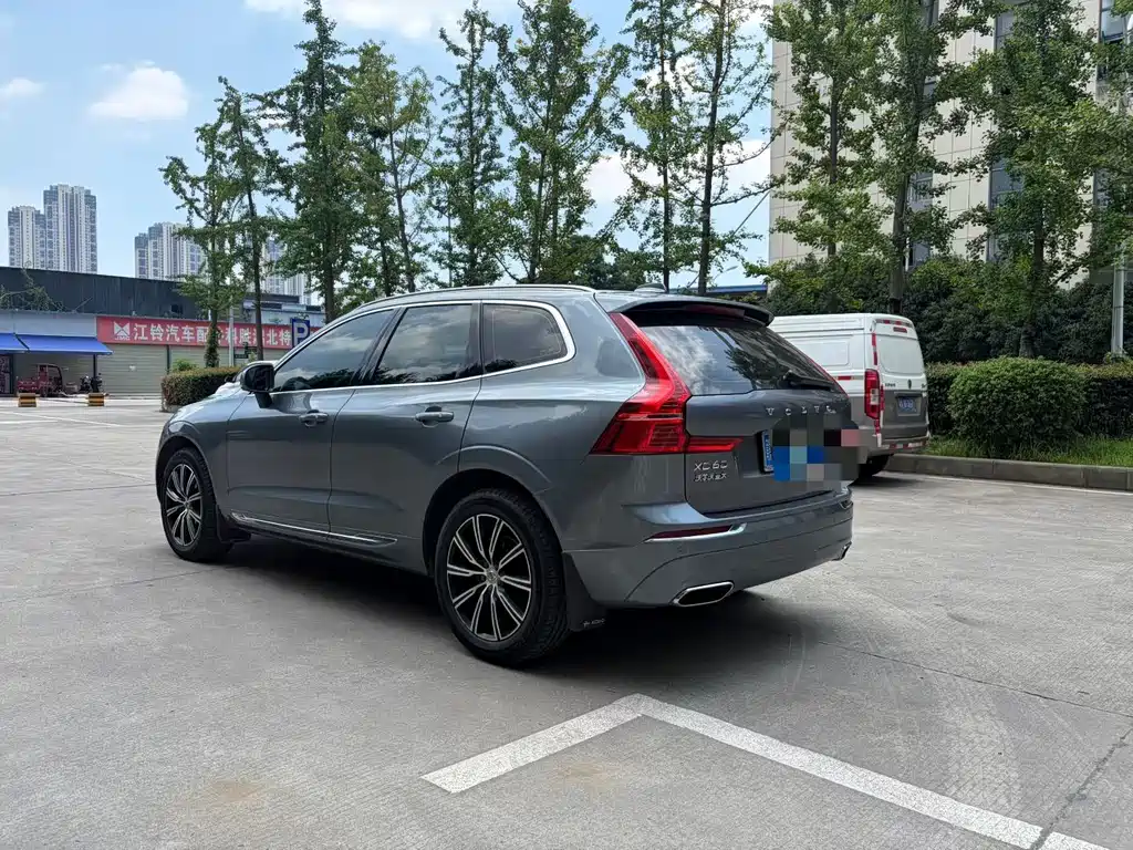 Volvo XC60 2021 T5 Sport