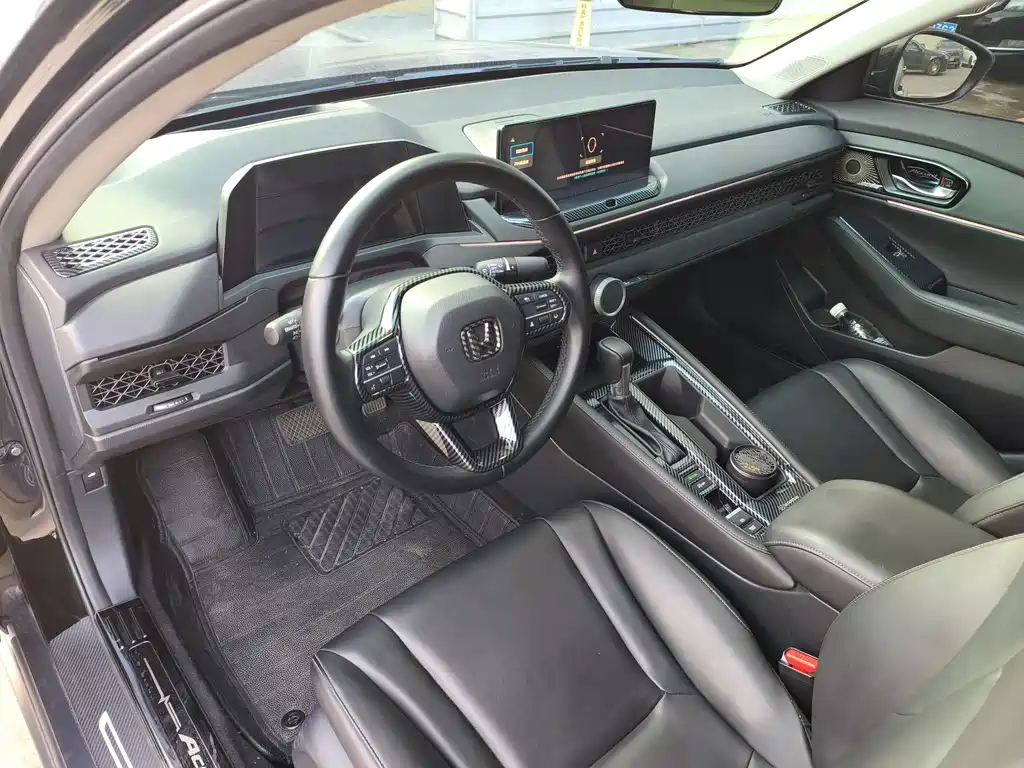 Honda Accord 2025 260TURBO Luxury