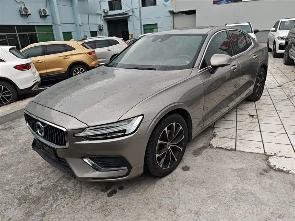 Volvo S60 2020