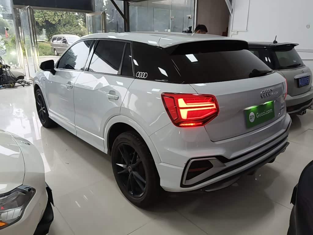 Audi Q2L 1.4 л 2023 г. Белый, пробег 28500 км