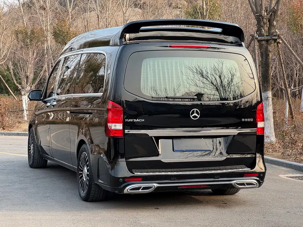 Mercedes-Benz Vito 2021 2.0T 7 мест