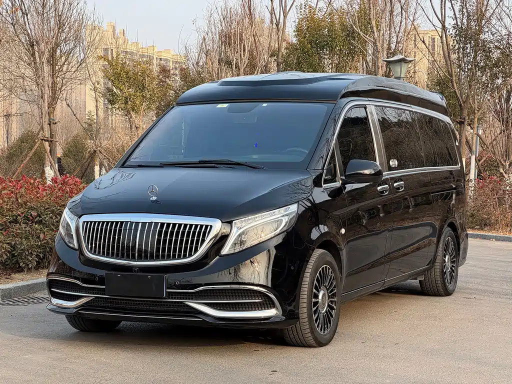 Mercedes-Benz Vito 2021 2.0T 7 мест