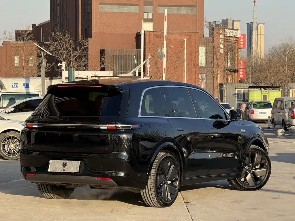 Li Auto IDEAL L8