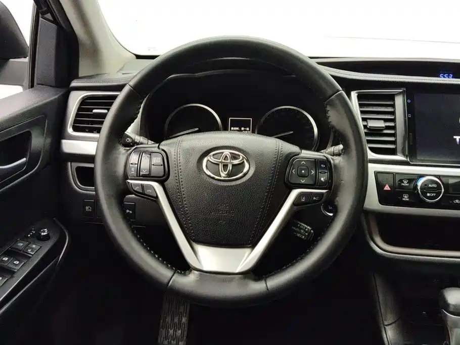Toyota Highlander — миниатюра 15