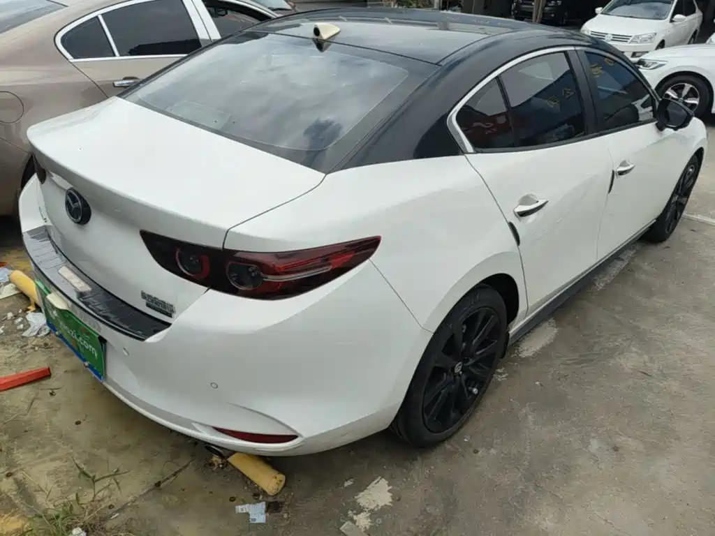 Mazda 3 Axela — миниатюра 7
