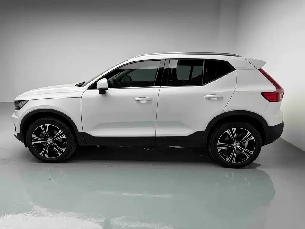 Volvo XC40 T4 4WD Smart Vision Luxury Edition, фото 22