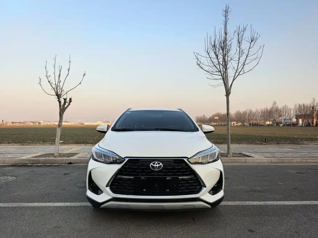 TOYOTA YARIS L ZHIXUAN