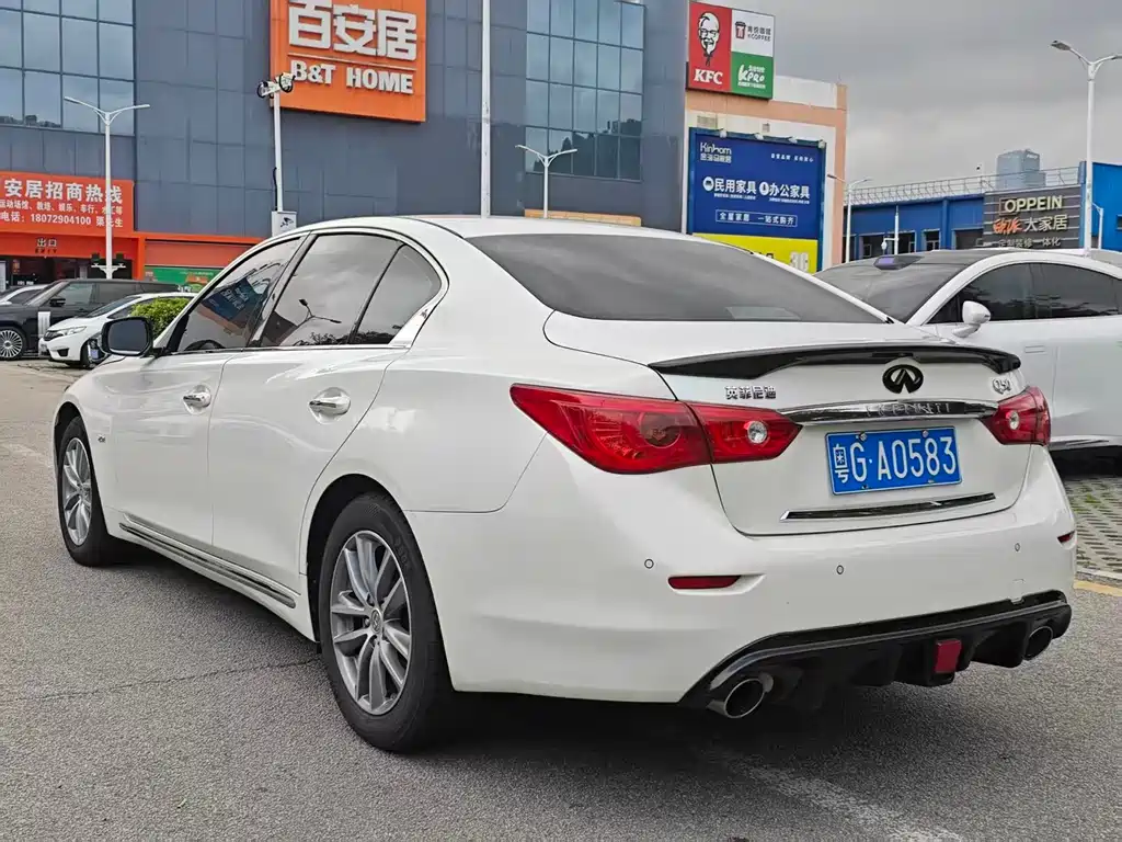 Infiniti Q50L 2016 2.0T Enjoy