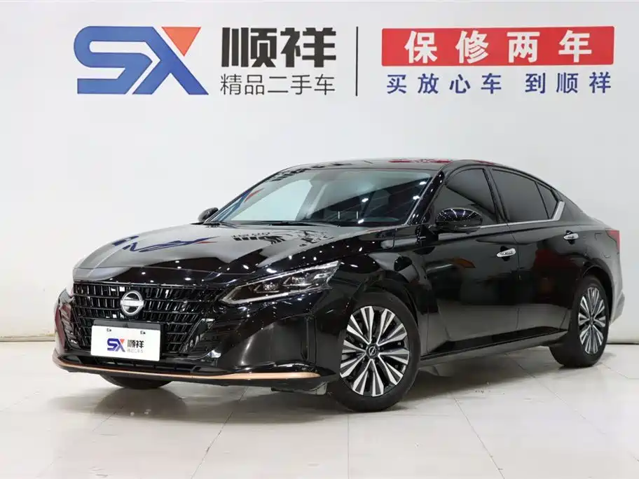 Nissan Teana 2024