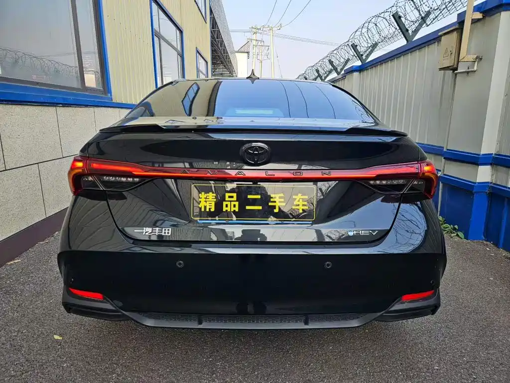Toyota Avalon — миниатюра 5