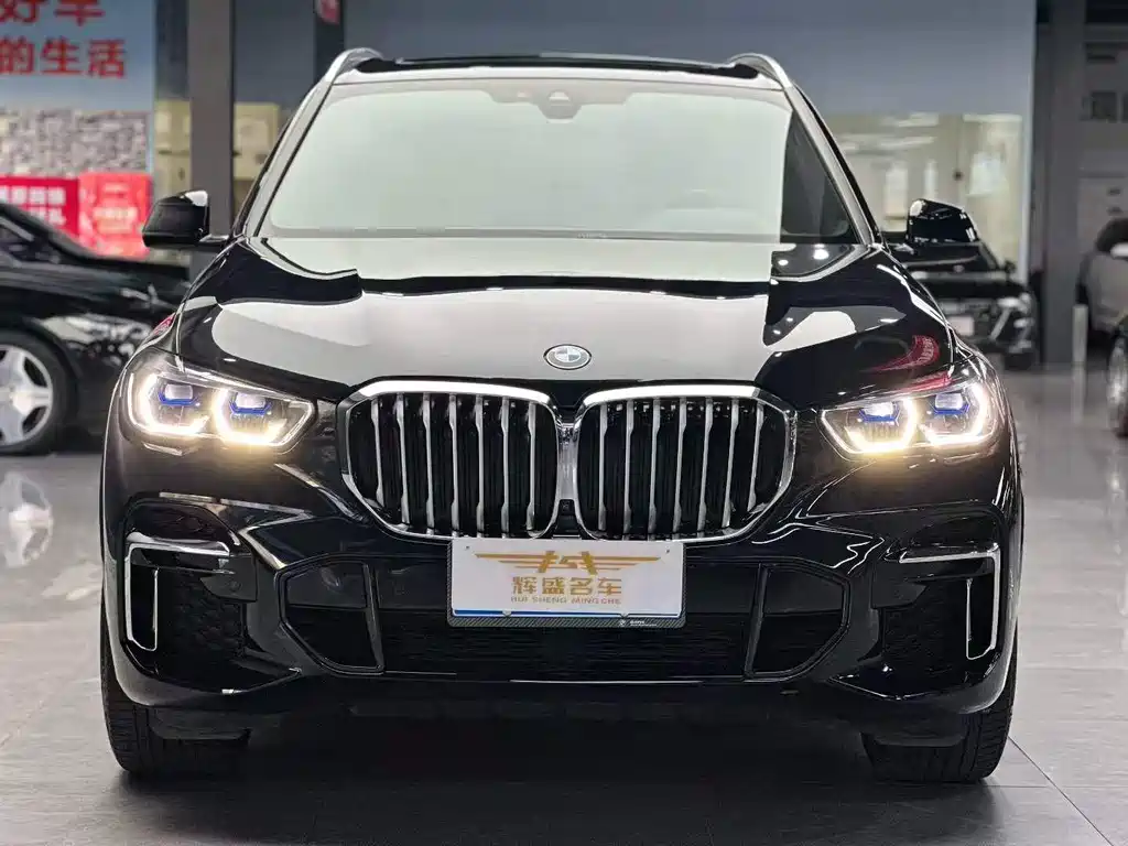 BMW X5 2022 xDrive 40Li M Sport