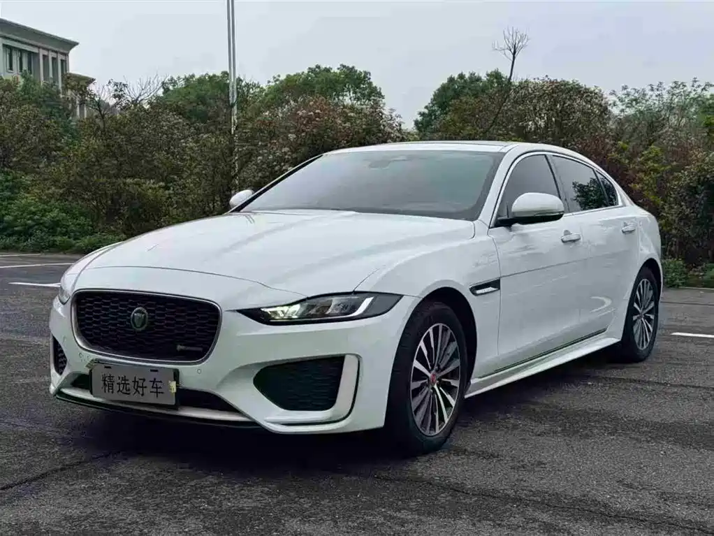 Jaguar XEL 2020