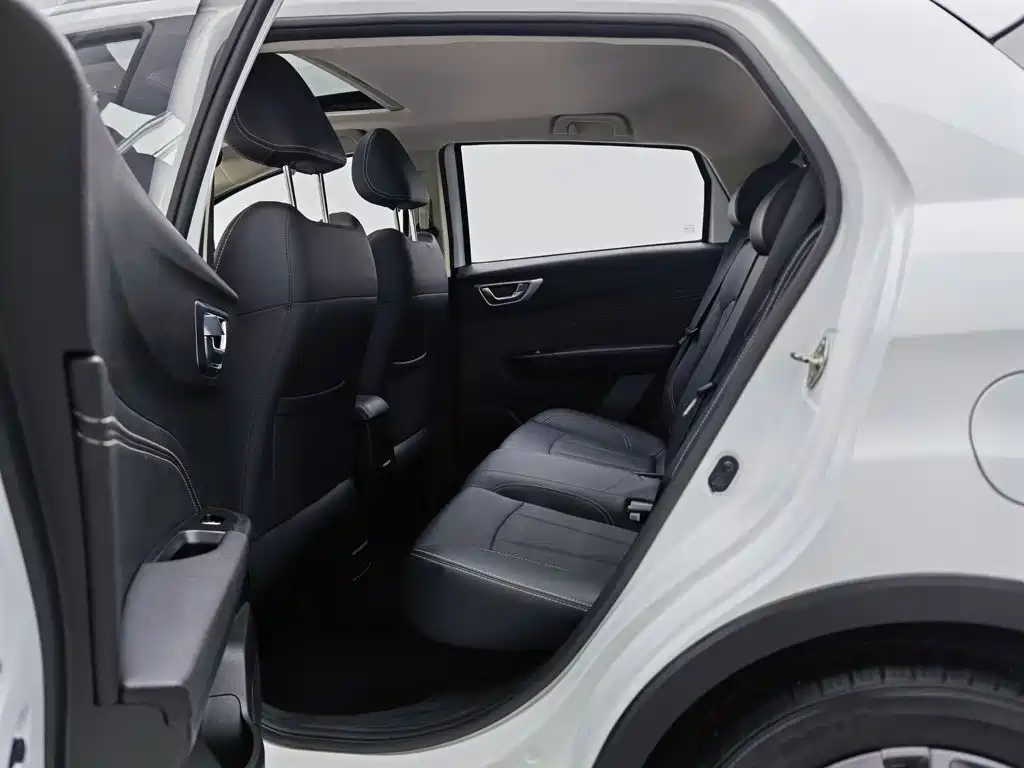Geely Vision X3 — миниатюра 15