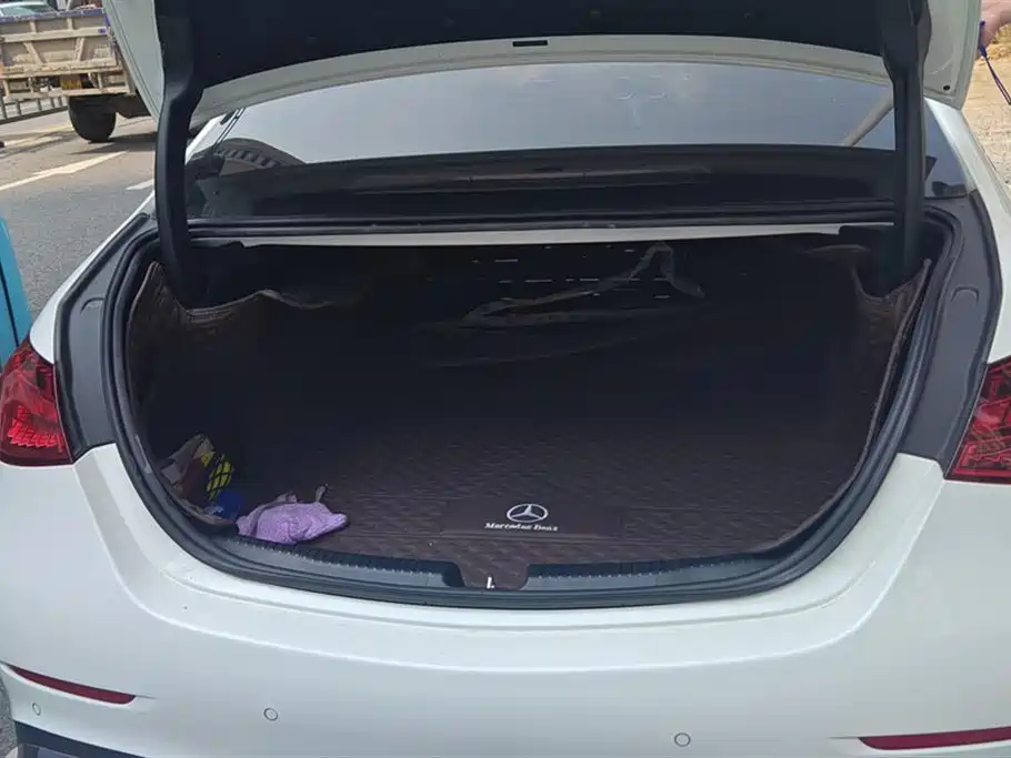 MERCEDES-BENZ  C CLASS