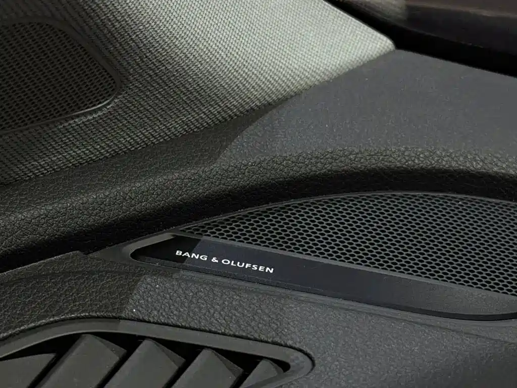 Audi Q5L — миниатюра 13