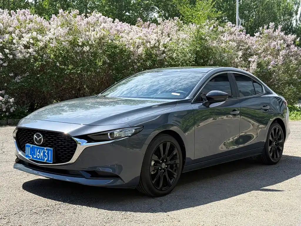 Mazda 3 Axela 2023