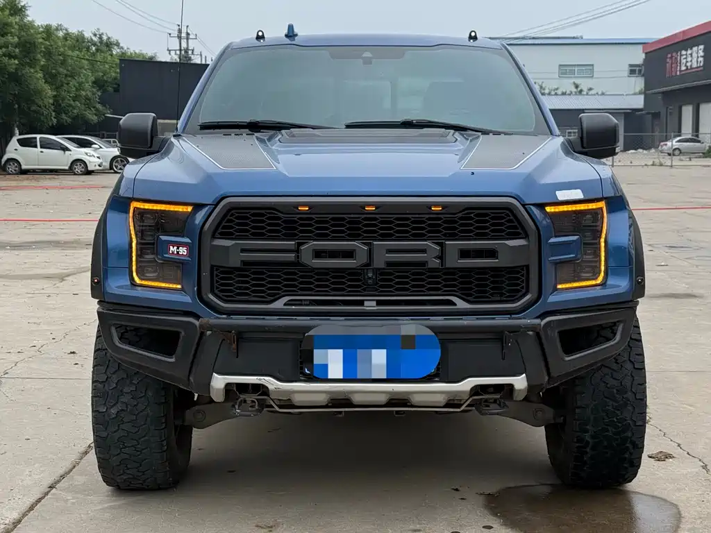 Ford F-150 Raptor 2020