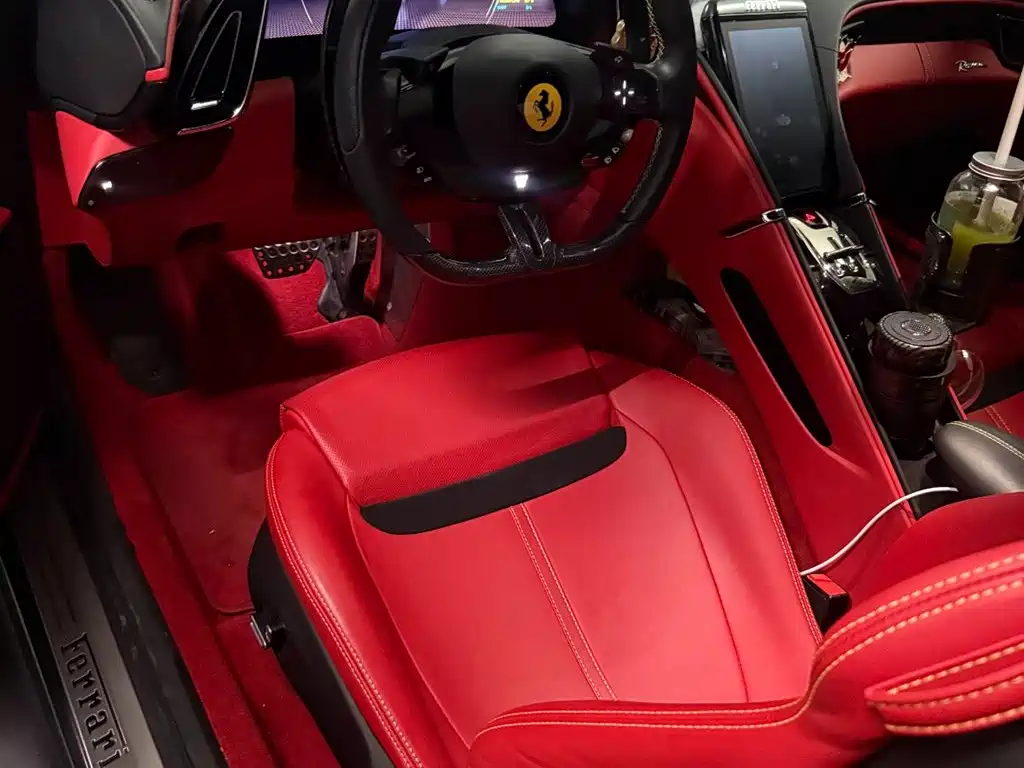 Ferrari Roma 2020 3.9T V8