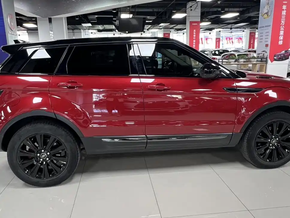 Land Rover Evoque — миниатюра 8