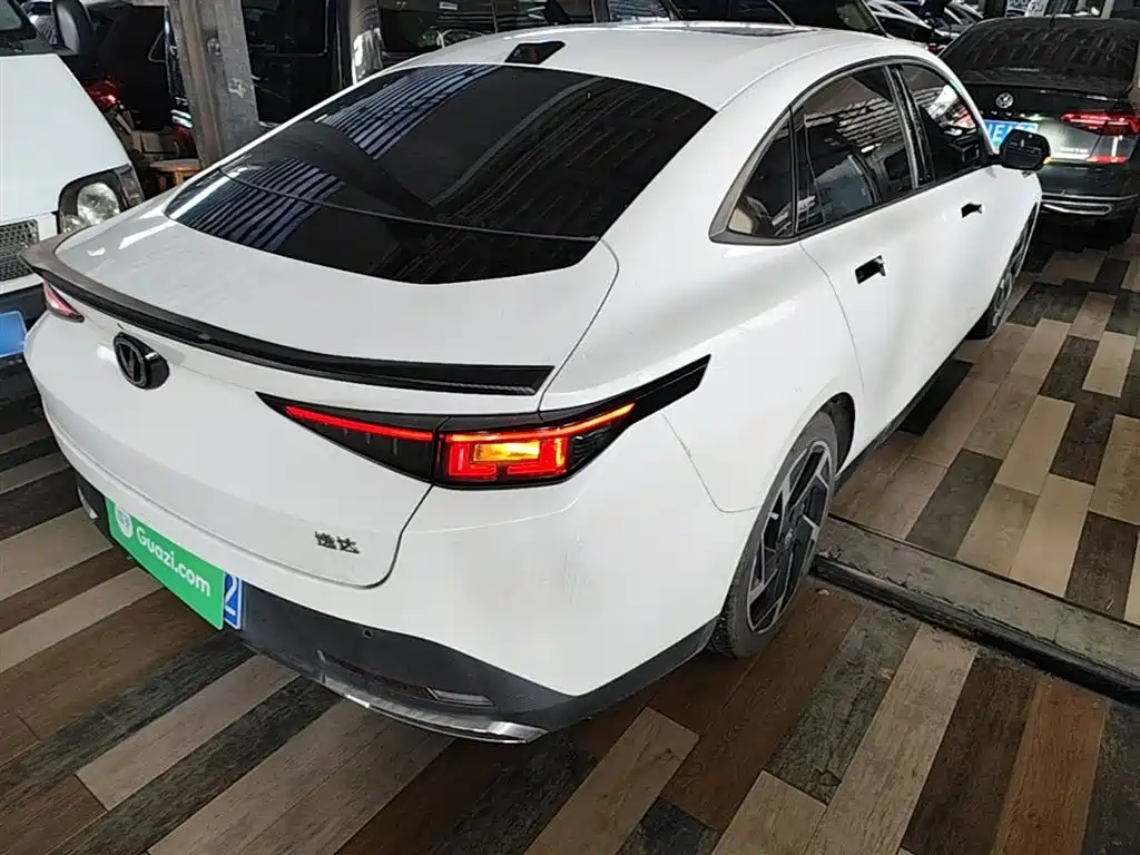Changan Yida 2023 NE 1.5T GDI DCT Flagship