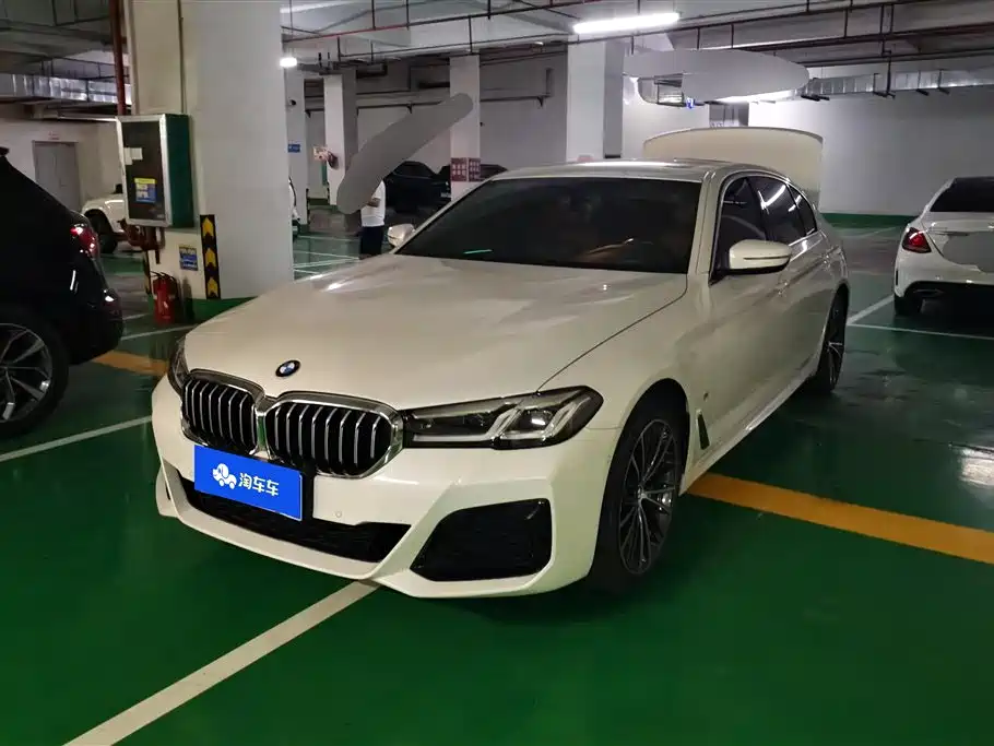BMW 5 Series 2021