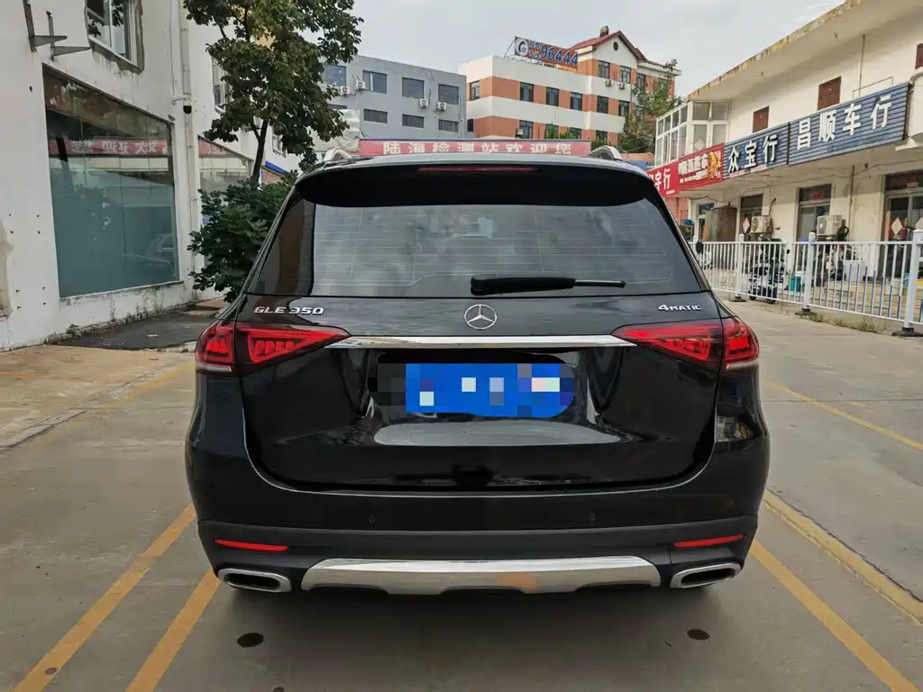 Mercedes-Benz GLE (Import) — миниатюра 9