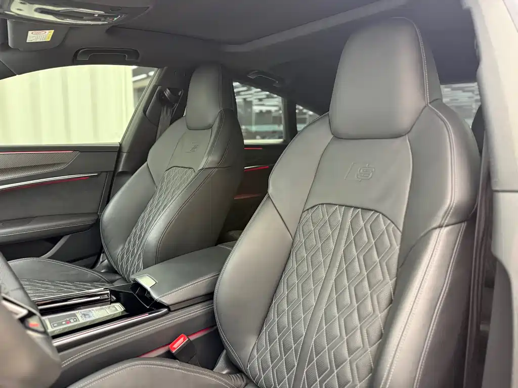 Audi A7 2023 55 TFSI quattro Premium