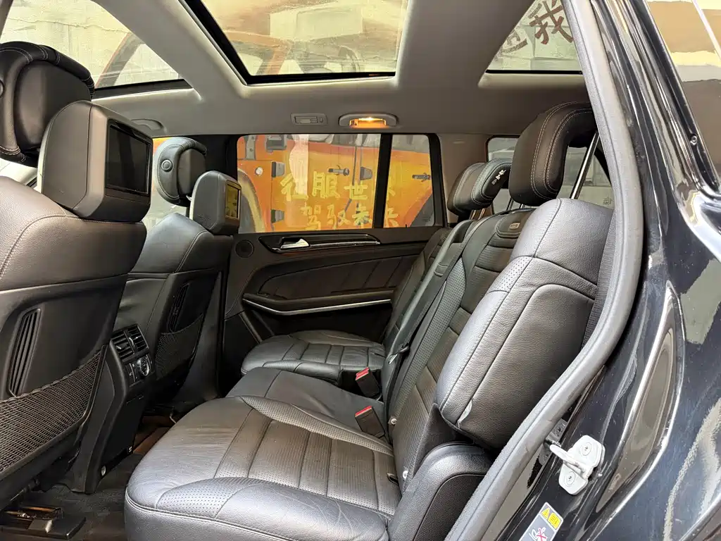 Mercedes-Benz GL-Class AMG — миниатюра 9