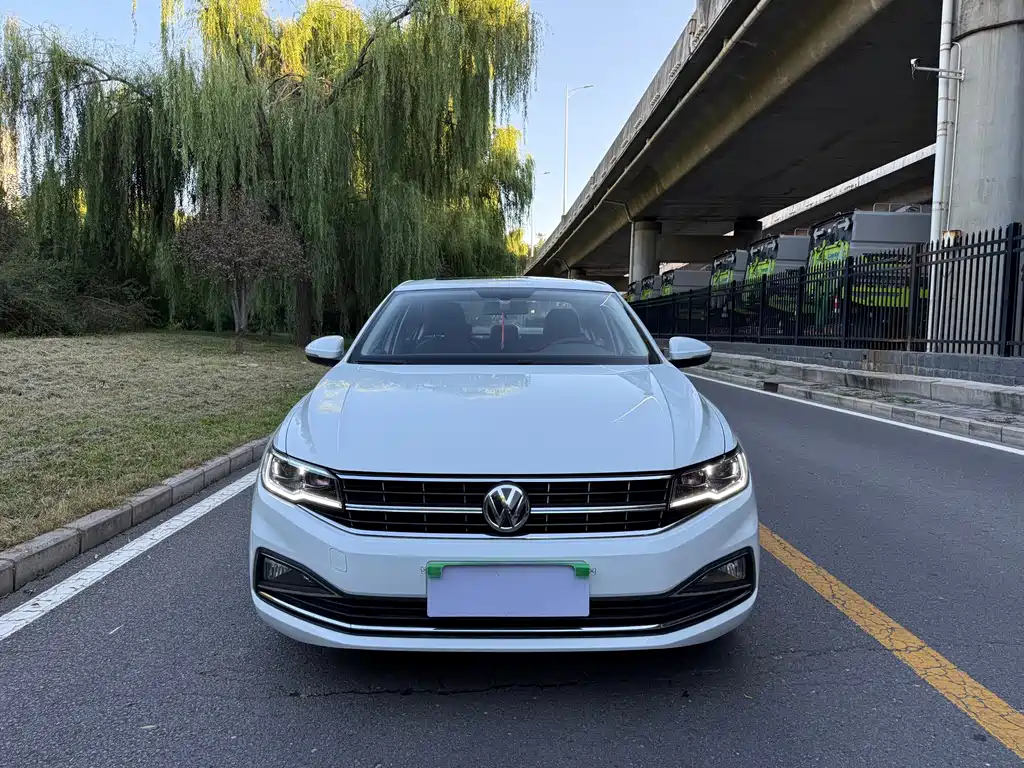 Volkswagen Bora — миниатюра 2