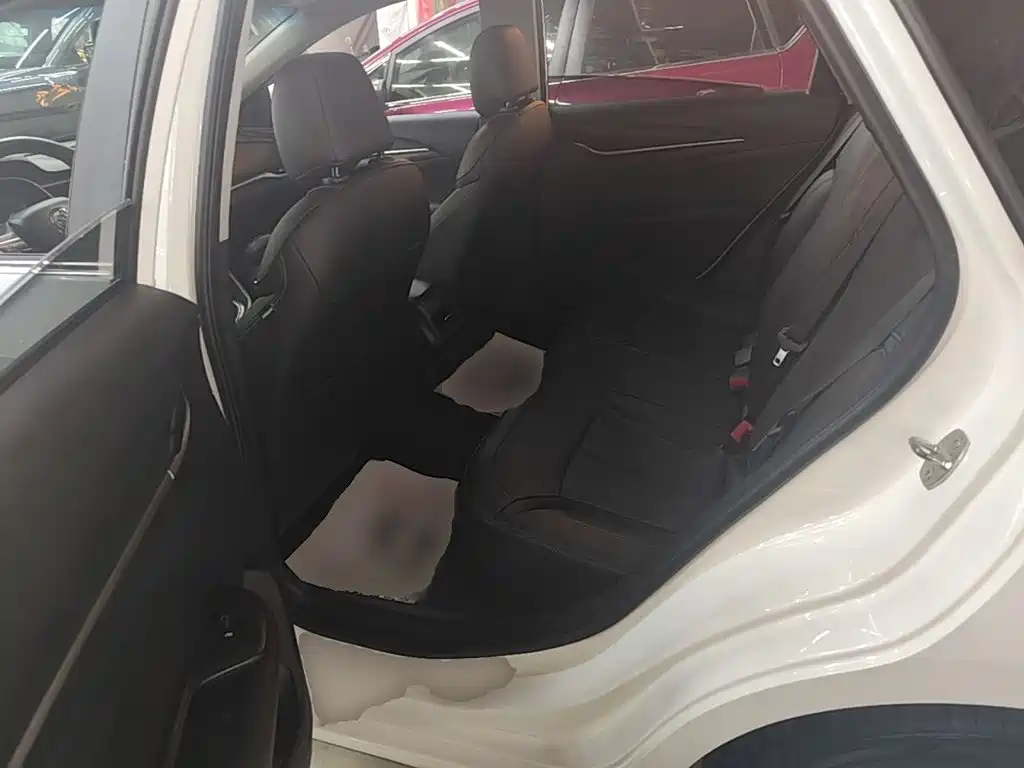 Buick Excelle — миниатюра 17