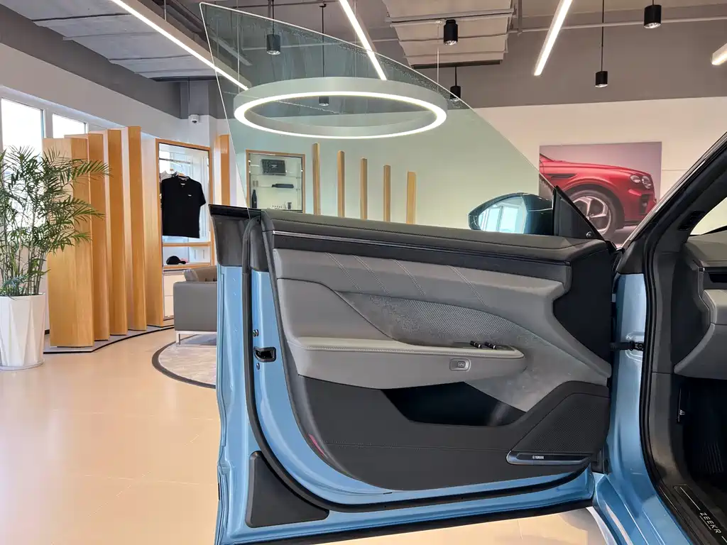 ZEEKR EXTREME KRYPTON 001