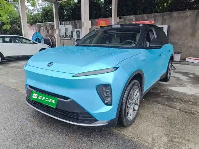 2023 Nio ES8