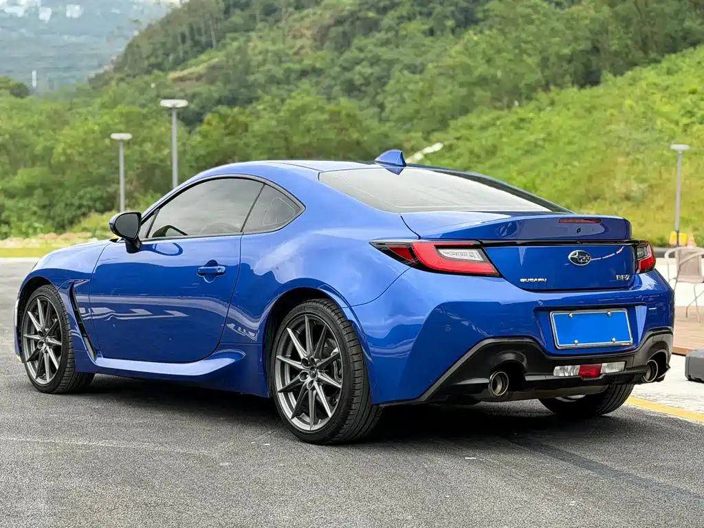 SUBARU BRZ