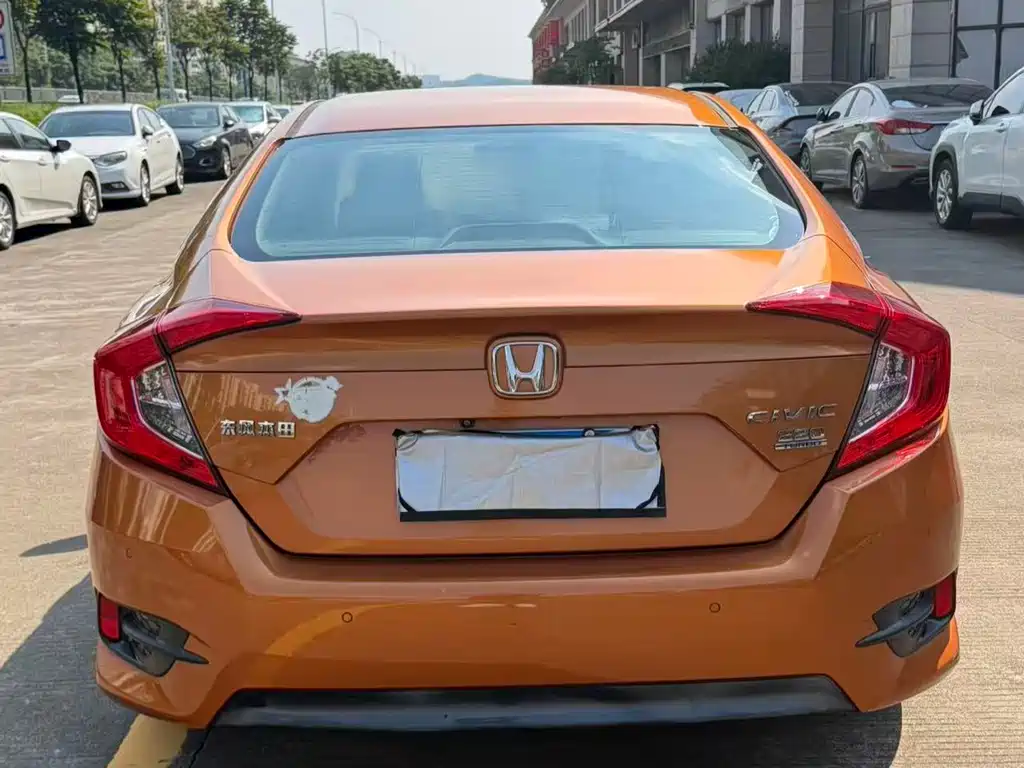 Honda Civic — миниатюра 5