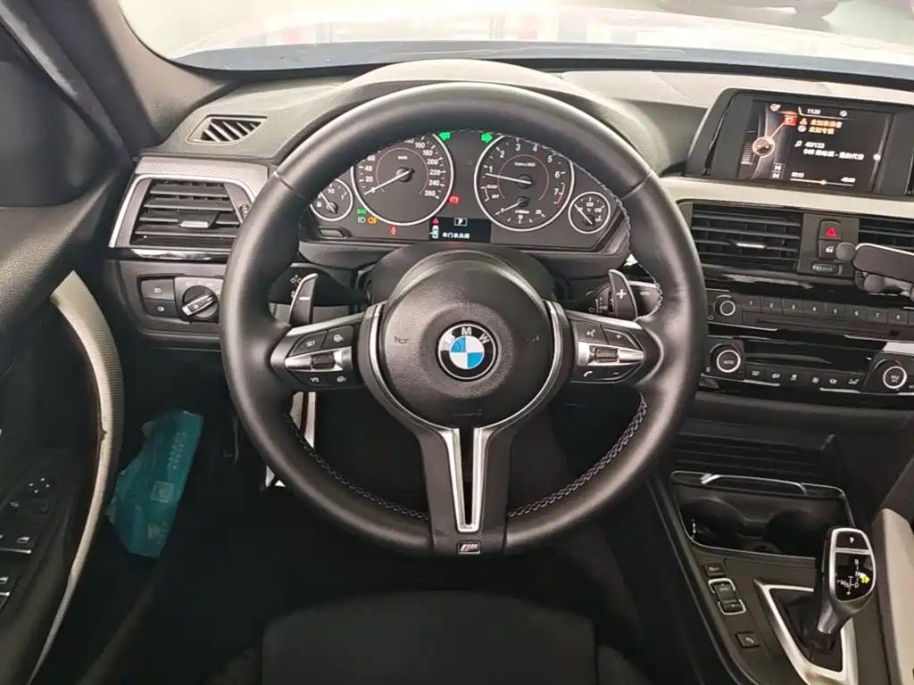 BMW 3 Series — миниатюра 11