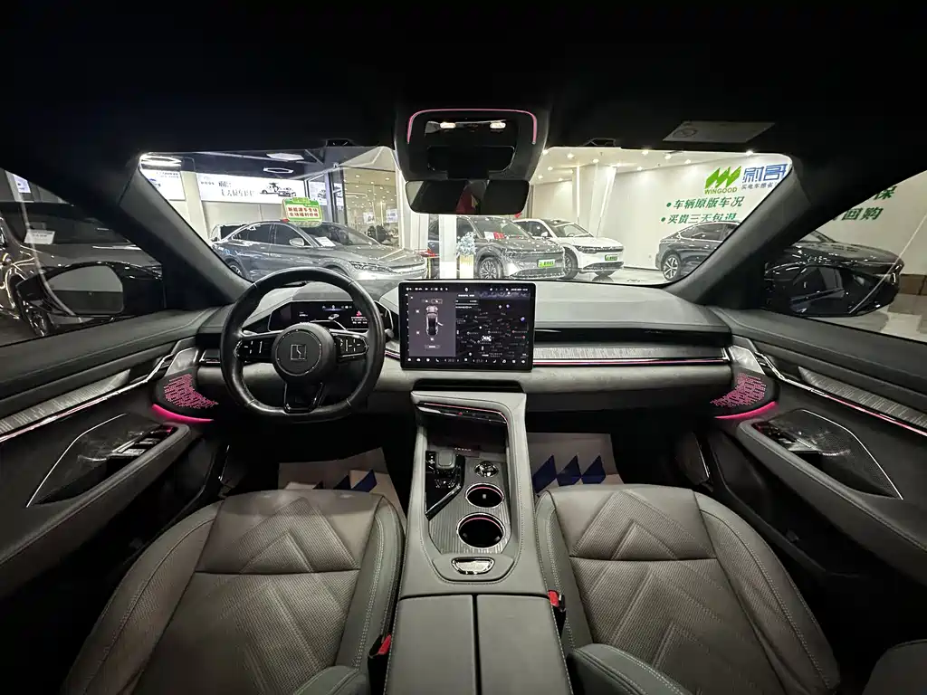 ZEEKR EXTREME KRYPTON 001