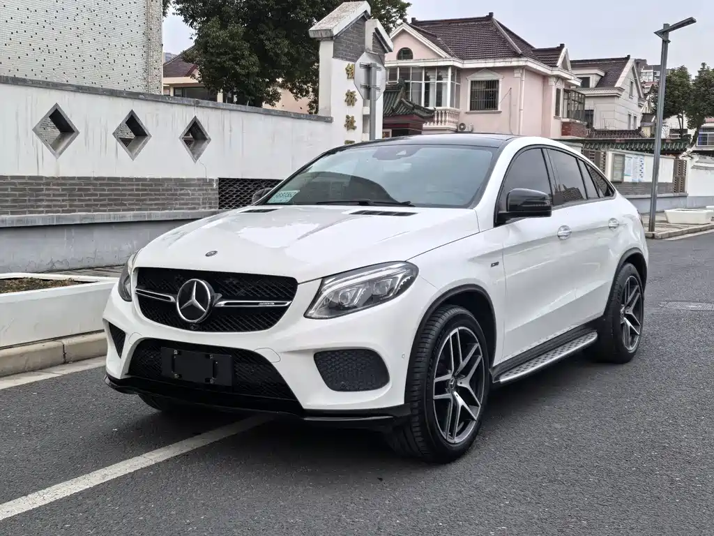 MERCEDES-BENZ GLE COUPE