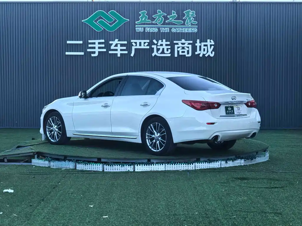 Infiniti Q50L — миниатюра 21