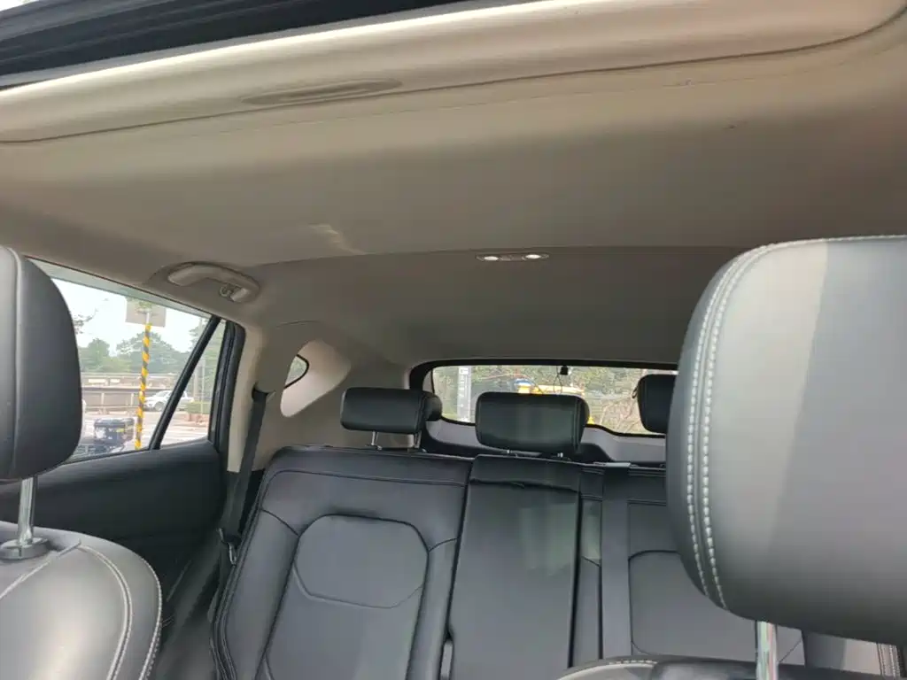BYD Song — миниатюра 18